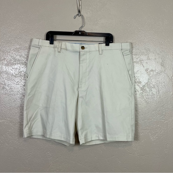 CROFT &‎ BARROW SHORTS men khaki beige flat front Sz40 the shorts are dirty - Picture 1 of 11